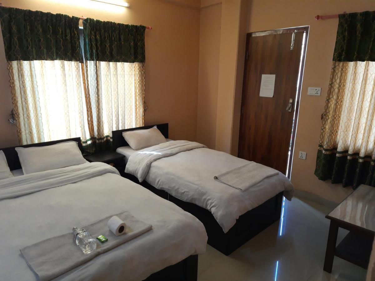 Hotel Eagle Zone Pokhara Zewnętrze zdjęcie