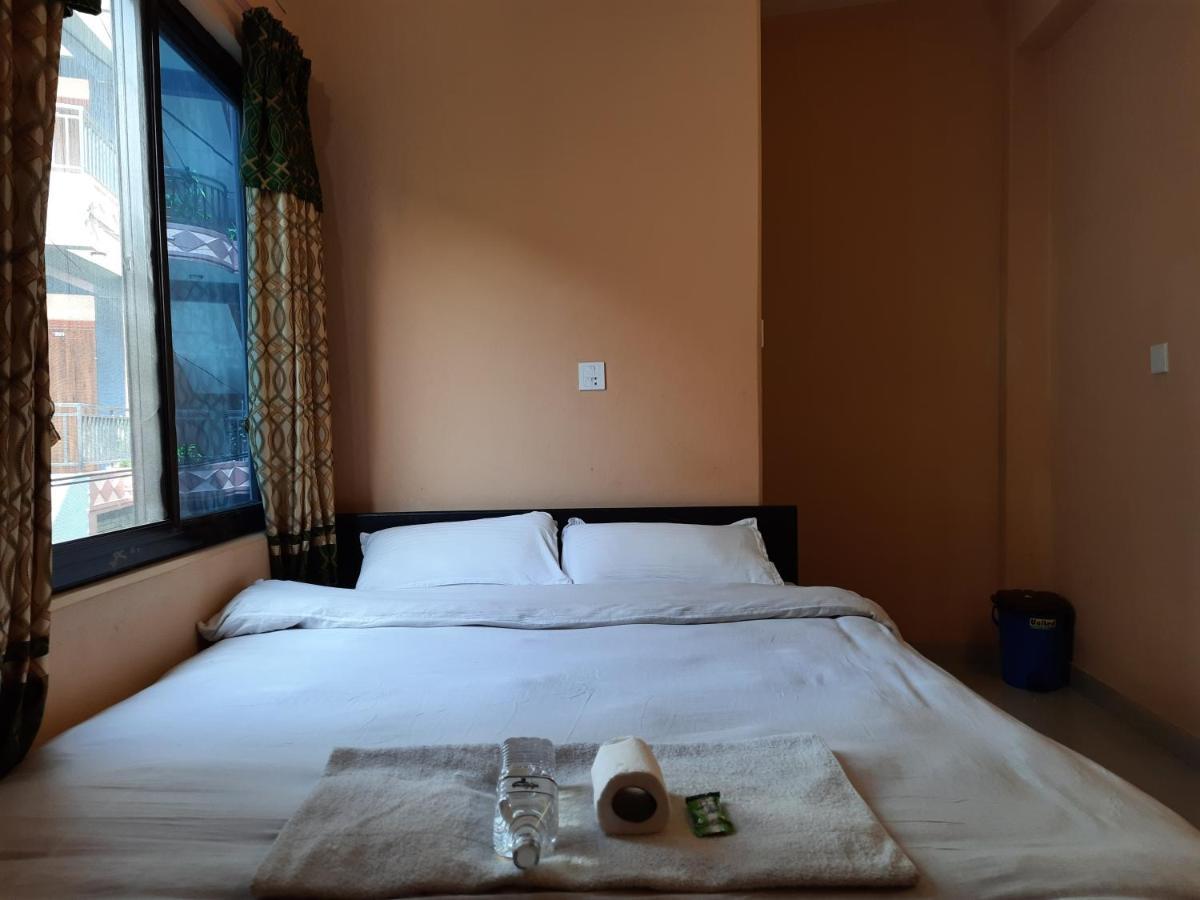 Hotel Eagle Zone Pokhara Zewnętrze zdjęcie