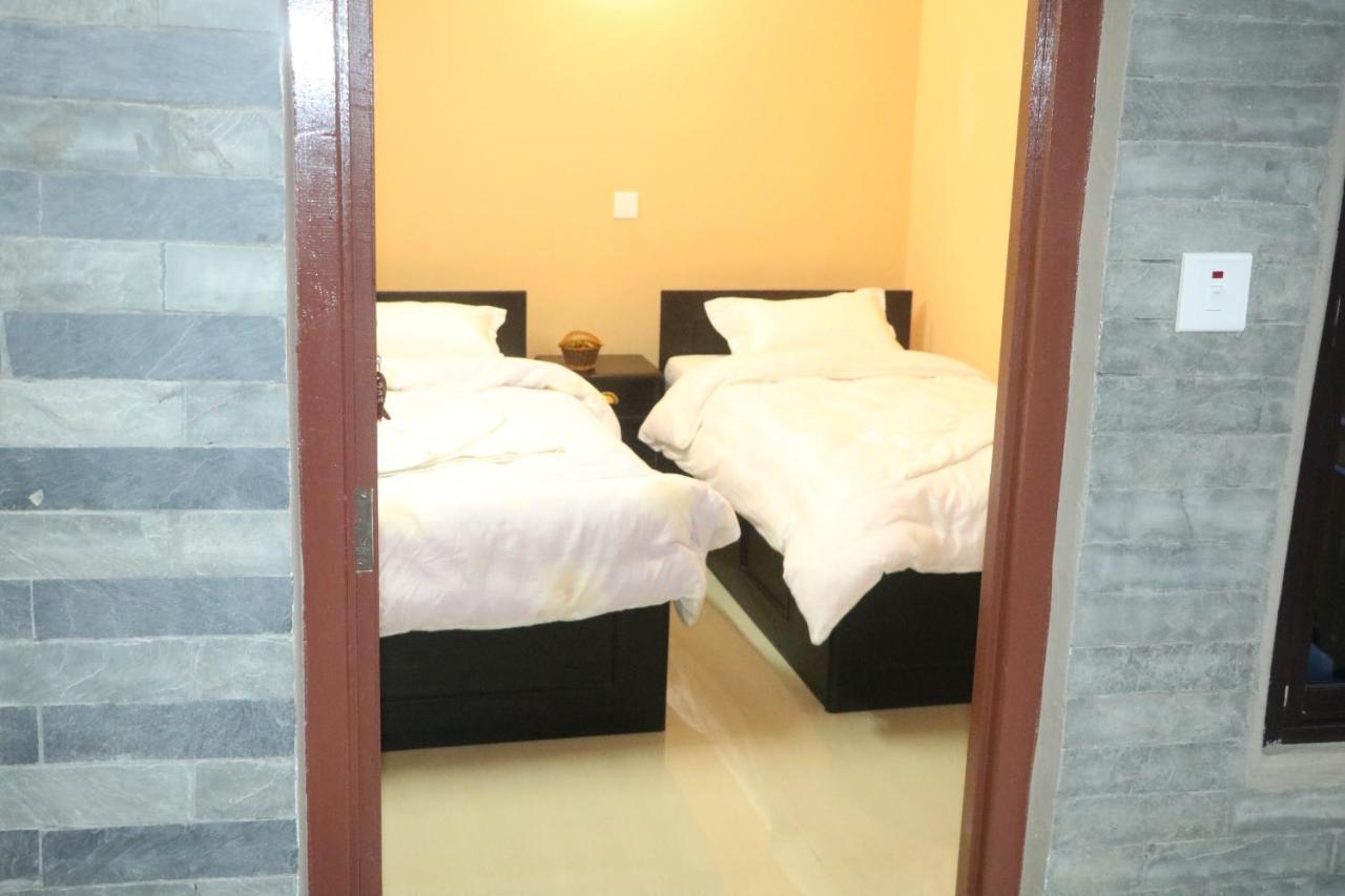 Hotel Eagle Zone Pokhara Zewnętrze zdjęcie