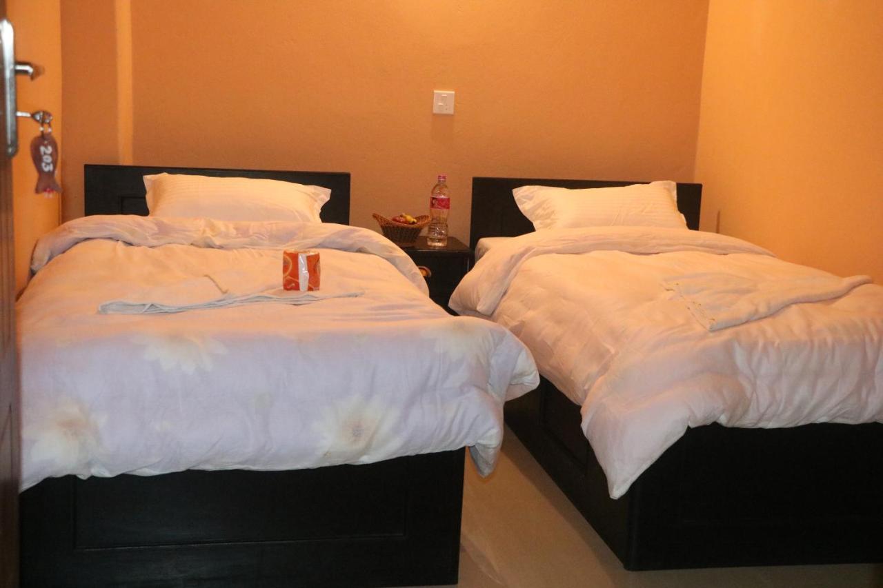 Hotel Eagle Zone Pokhara Zewnętrze zdjęcie