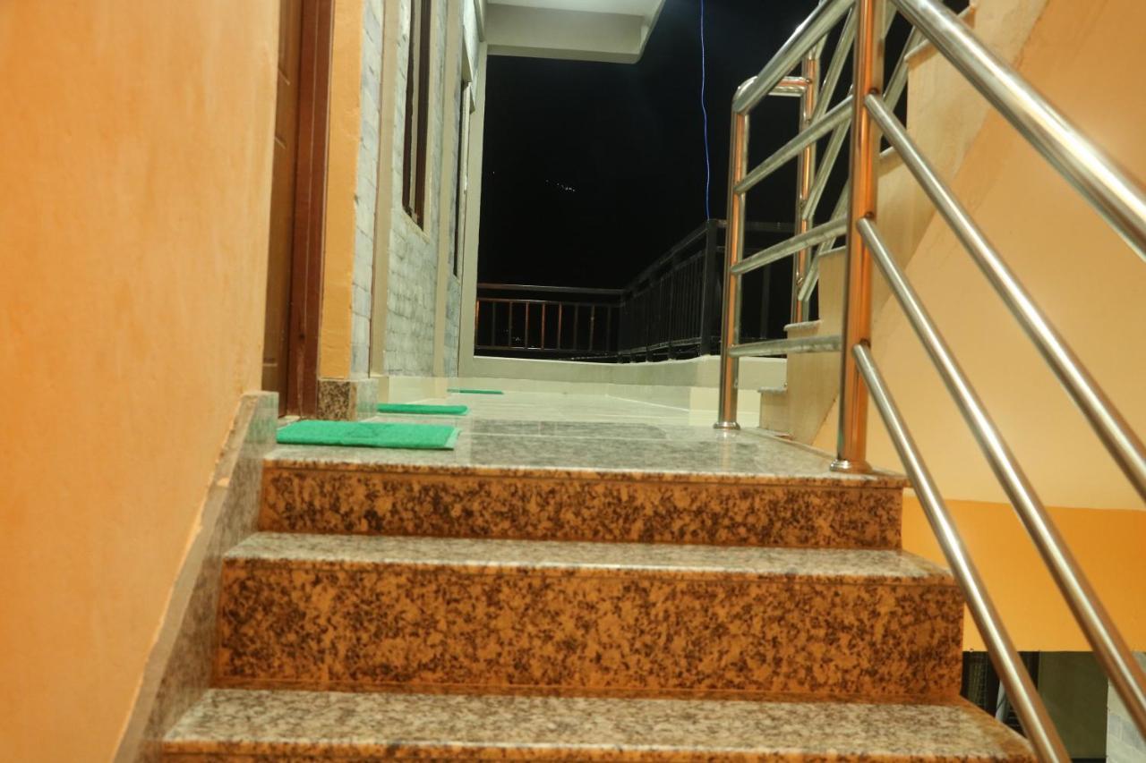 Hotel Eagle Zone Pokhara Zewnętrze zdjęcie