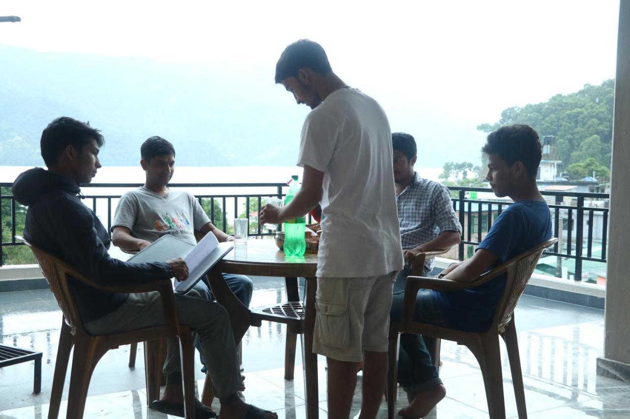 Hotel Eagle Zone Pokhara Zewnętrze zdjęcie