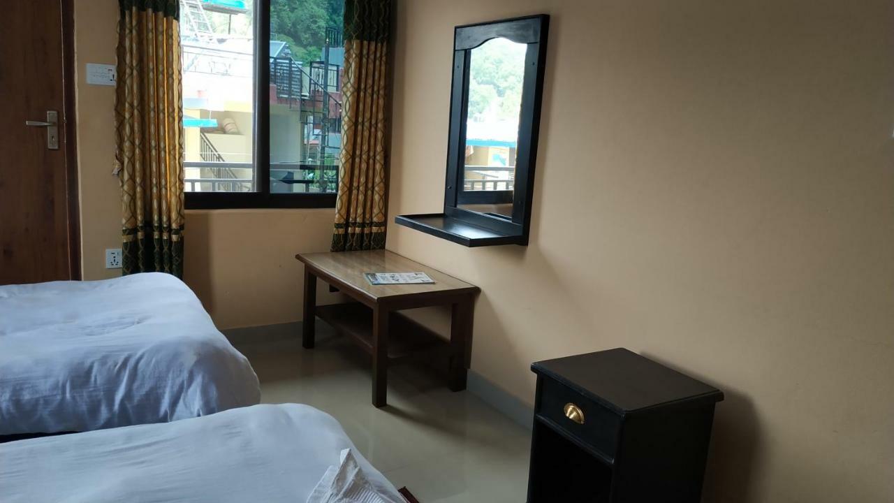 Hotel Eagle Zone Pokhara Zewnętrze zdjęcie